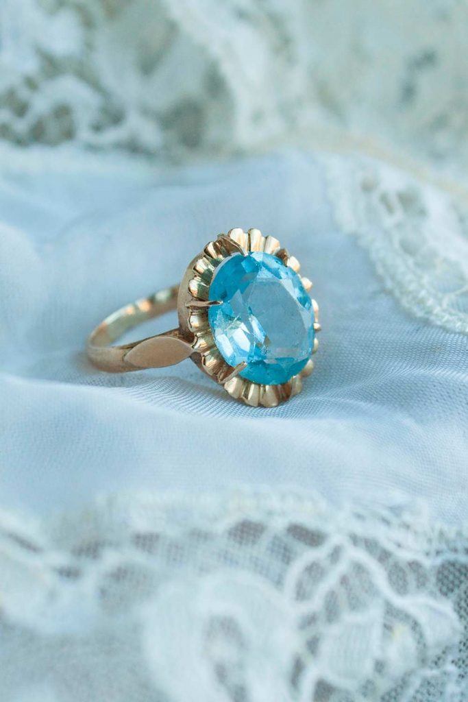 Unique Oval Engagement Ring #ovalstonering #ring