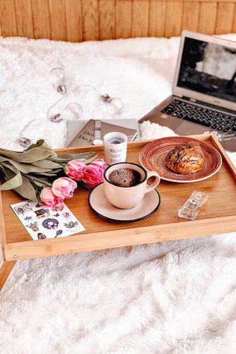 Coffee Has Its Ideal Temperature #flatlay #flowers