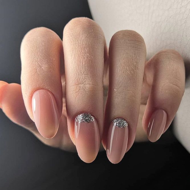 Oval deals nail designs