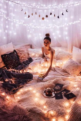 21 Cozy Decor Ideas With Bedroom String Lights