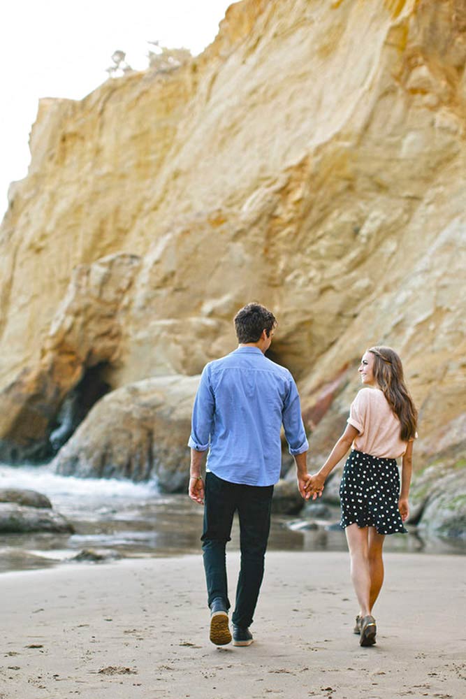 Jordan & Grant's Trendy Boho Engagement Photoshoot Beach Session - Brooke  Michelle Photo