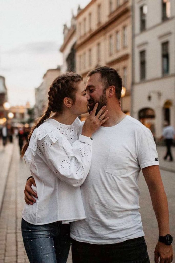 Kiss Me Now #engagementphoto #love #kiss #couple