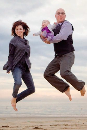 Jumping Up #funnyfamilyphotos #beachphotography