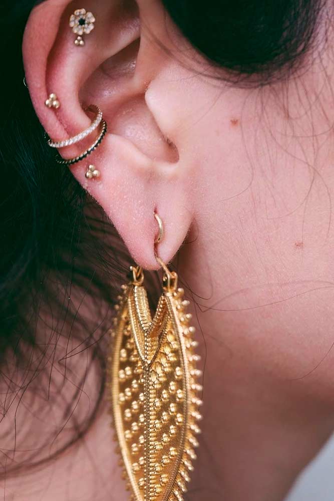 Conch Piercing With Gold Jewelry #goldrings #conchpiercing