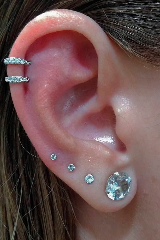 Cartilage Piercings With Lobe And Upper Lobe #helixearpiercings #lobepiercing