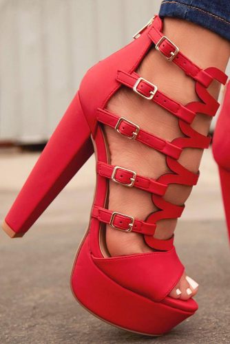 Red Bondage High Heels #bondageheels