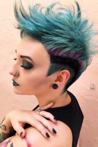 24 Cool And Daring Faux Hawk Hairstyles For Women