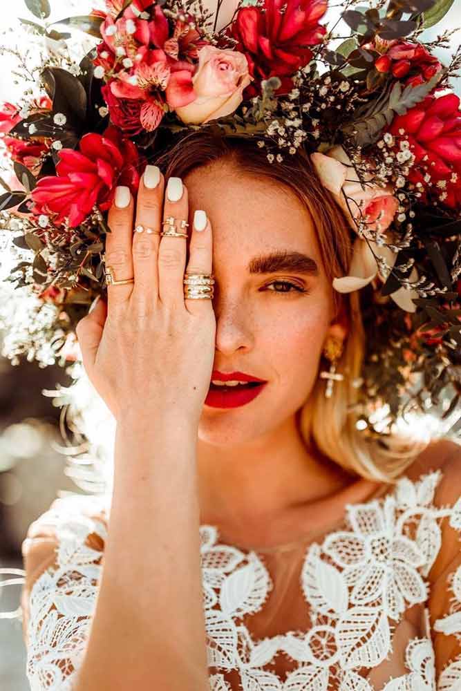 25+ Flower Crown Accessories For Your Bright And Unique Image