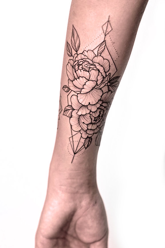 Classics Is My Thing #armtattoo #flowertattoo