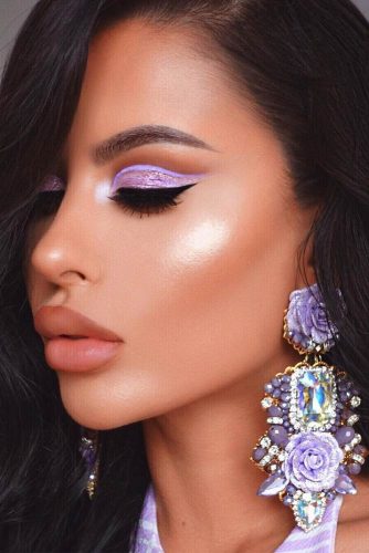 Party Makeup Idea With Glitter Lavander Eyeshadow #glittermakeup