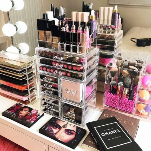 Lipsticks And Palettes Holders #vanitytable