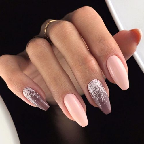 Coffin Nails Most Popular Nail Shape Of Last Years #coffinnails #longnails #nudenails #ombrenails #mauvenails