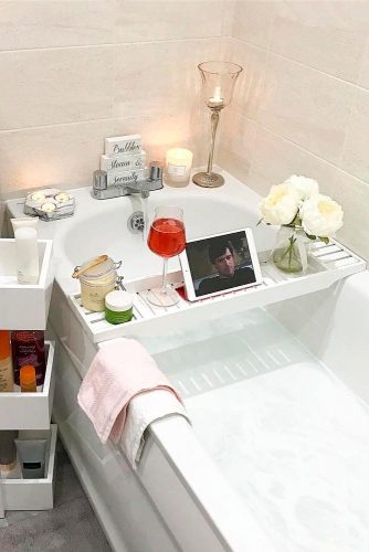 https://glaminati.com/wp-content/uploads/2018/07/stylish-useful-bathroom-accessories-relaxation-station-tablet-334x500.jpg