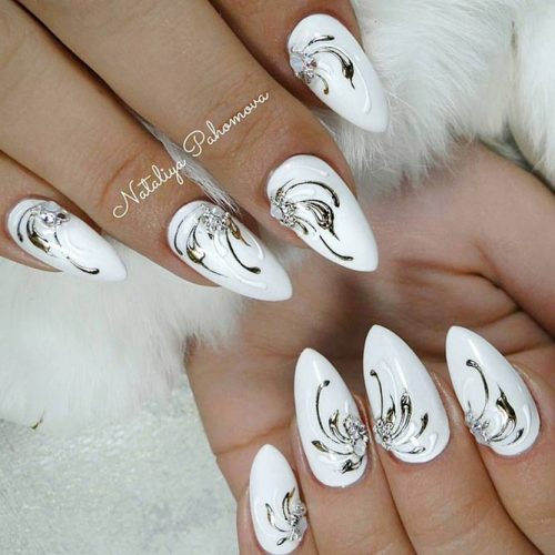 Impressive Liquid Foil Pattern #foilnailart #whitenails