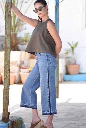 18 High Waisted Jeans And How To Wear Them