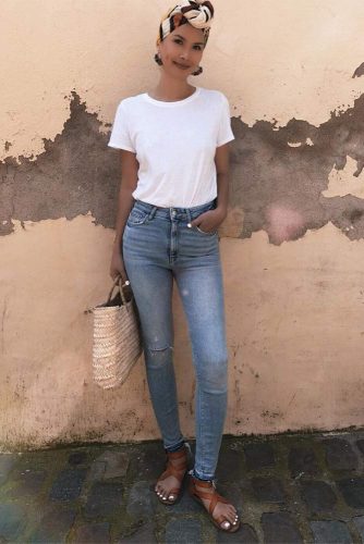 18 High Waisted Jeans And How To Wear Them