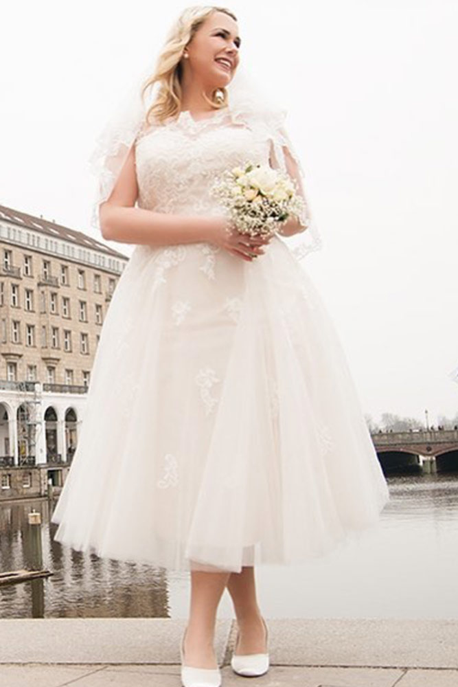 plus size midi dresses for weddings