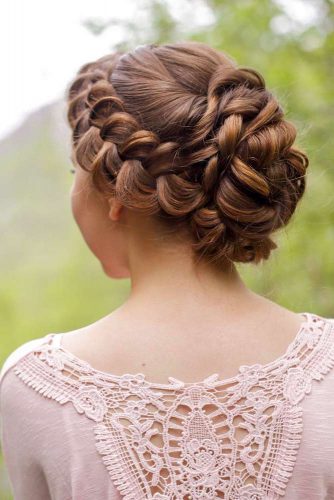 Dutch Braid With A Voluminous Twisted Updo #sidebraid #braidedupdo