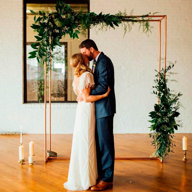 Stylish Unconventional Bases #indoorweddingarchway #modernweddingarch