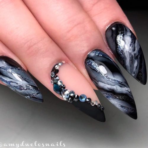 Amazing Nail Art with Marble Effect #marblednails #rhinestonesnails #longnails