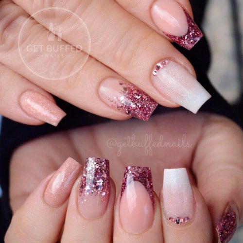 Sparkly Glitter Tips #frenchnails #glitternails 