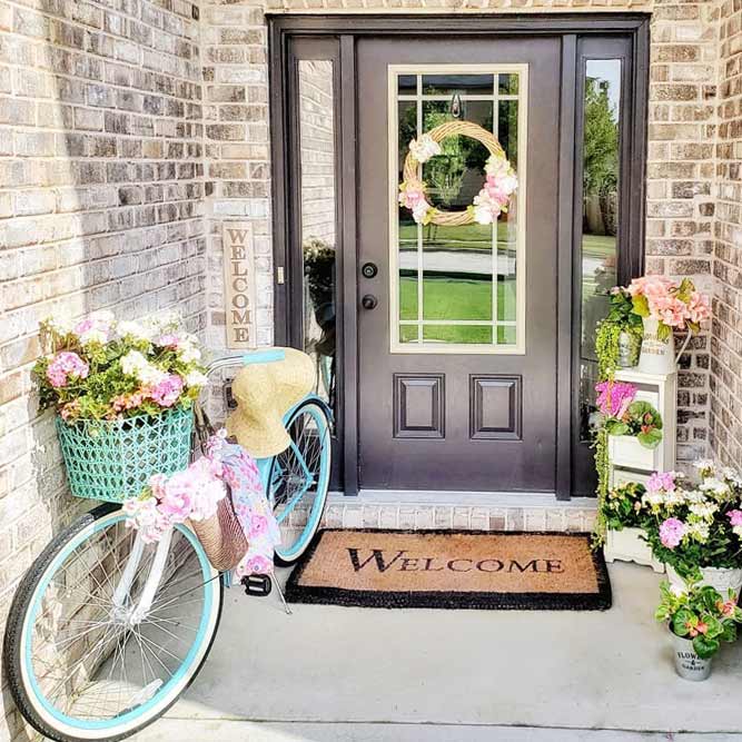 Summer Front Porch Décor With Bike #summer #bike