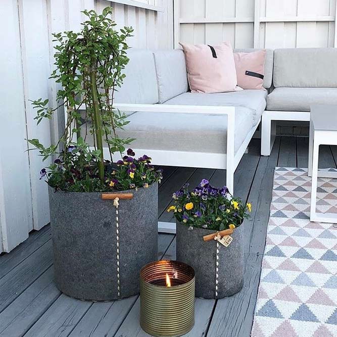 Eco-pots Designs For Front Porch Decor #flowerpots