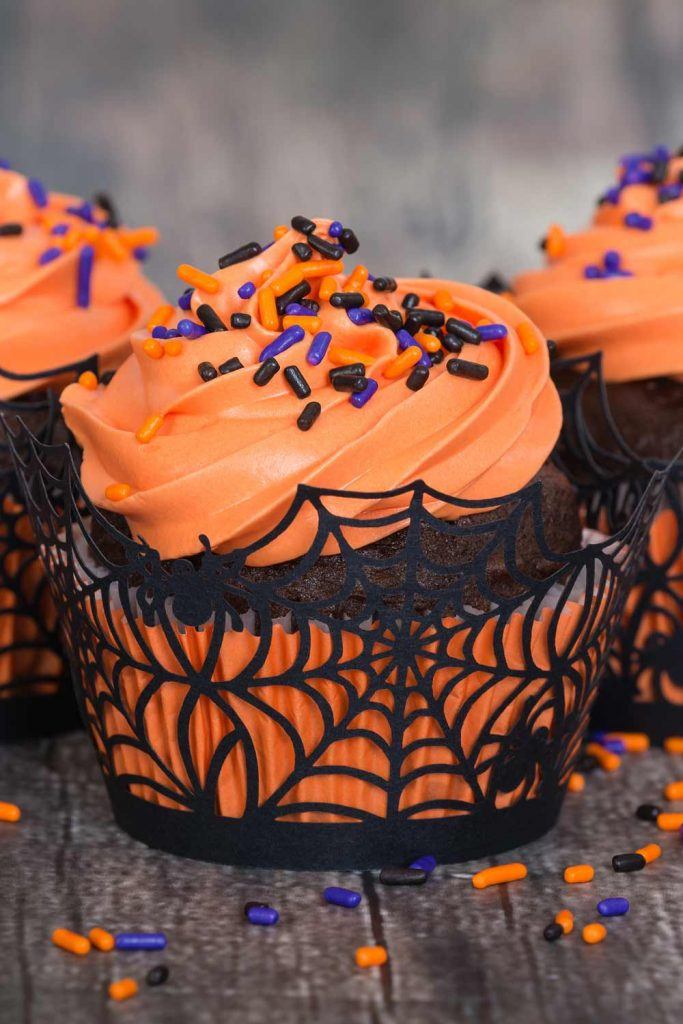 Spiderweb Cupcake Decor