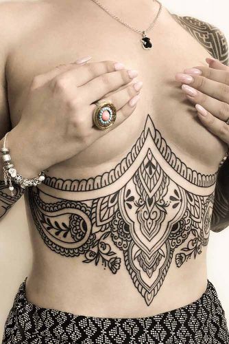 Sternum Mandala Tattoo Design #sternumtattoo #underboobtattoo