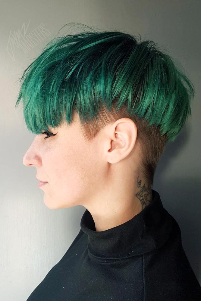 Saturated Green Short Hair #greenhair #shorthair