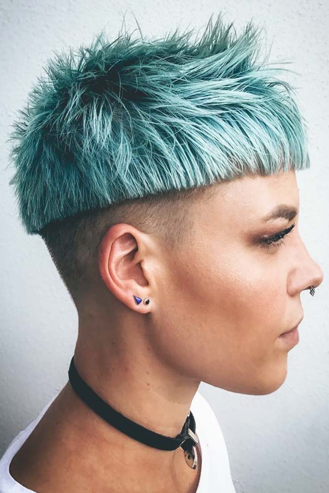 Sharp And Daring Bowl Undercut #bowlcut #layeredhair #pixie #undercut