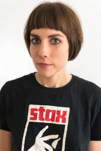 bowl haircut women