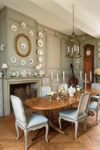 Perfect French Country Dining Room Décor #royalhomedecor #eleganthomedecor