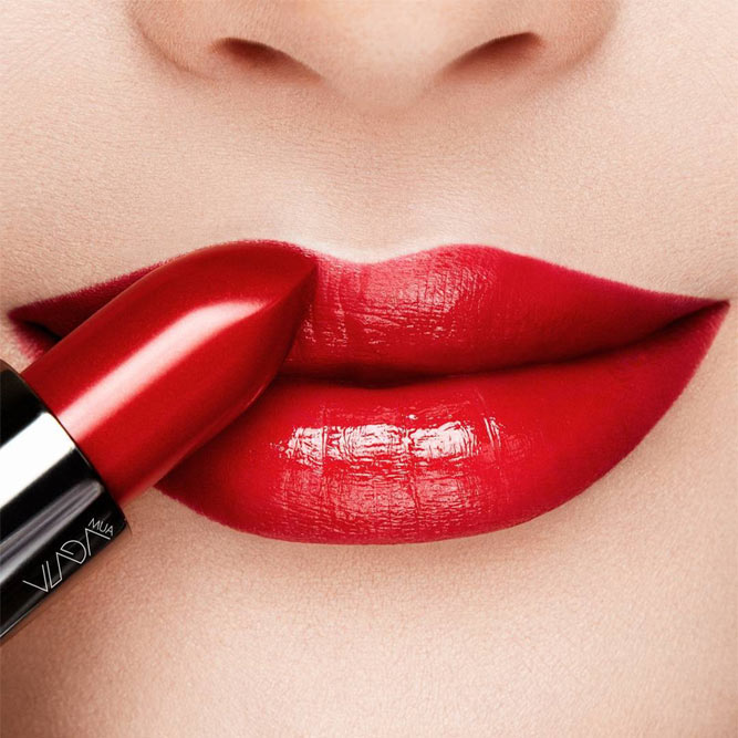 Lipstick Tips For Thin Lips #thinlips #redlipstick