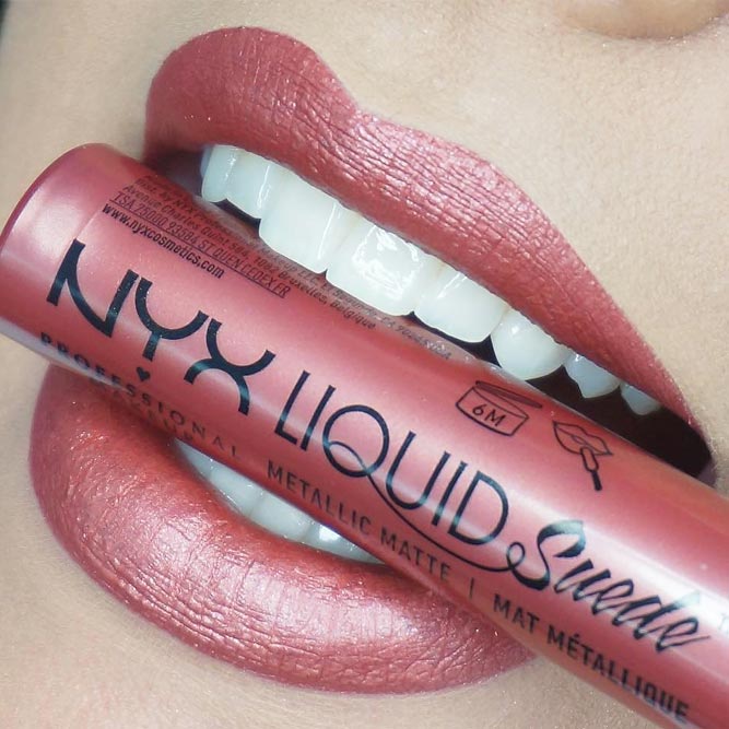 Nude Metallic Shade For Red Hair Girl #nudemetallic #liquidlipstick