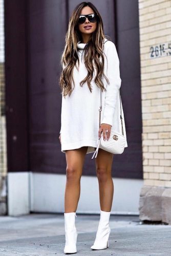 Cute outfits with white sweater best sale