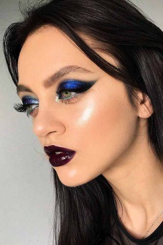 Bold Blue And Black Smokey Makeup Idea #purplelipgloss