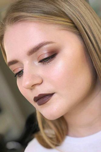 Bold Brown Lipstick With Shimmer Smokey Makeup Idea #shimmmersmokey