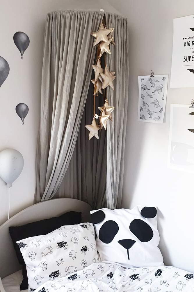 Canopy Bedroom Design In Gray Colors #graycanopy