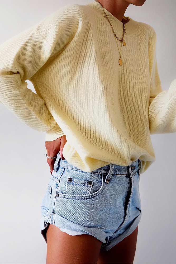 Soft Yellow Cashmere Sweater #yellowsweater #oversizesweater