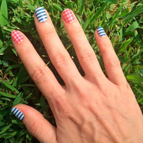 Cool Gingham And Stripes Combo #stripednails #rednails #bluenails