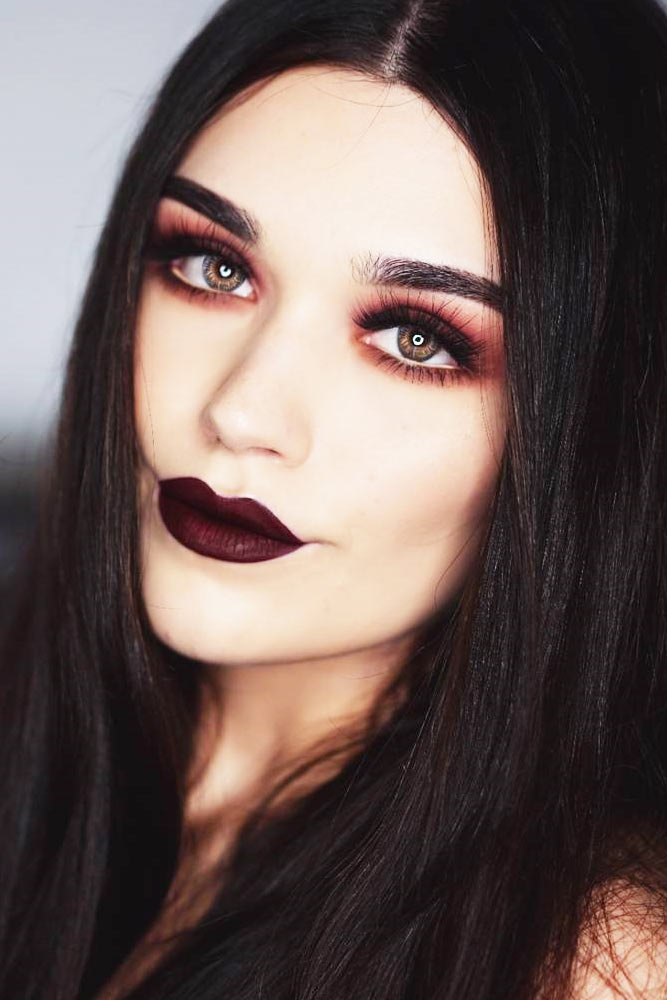 Goth Makeup Ideas And Tutorials: Bring Your Look To The Next Level