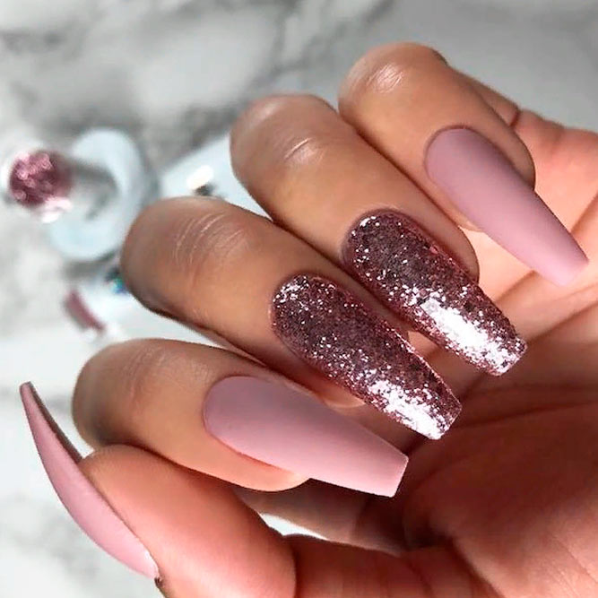 Matte Mauve And Lilac Glitter Nails #mattenails #glitternails