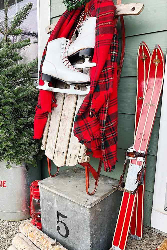 Outdoor Christmas Decorations With Sledge In Red Color #ski #sledge