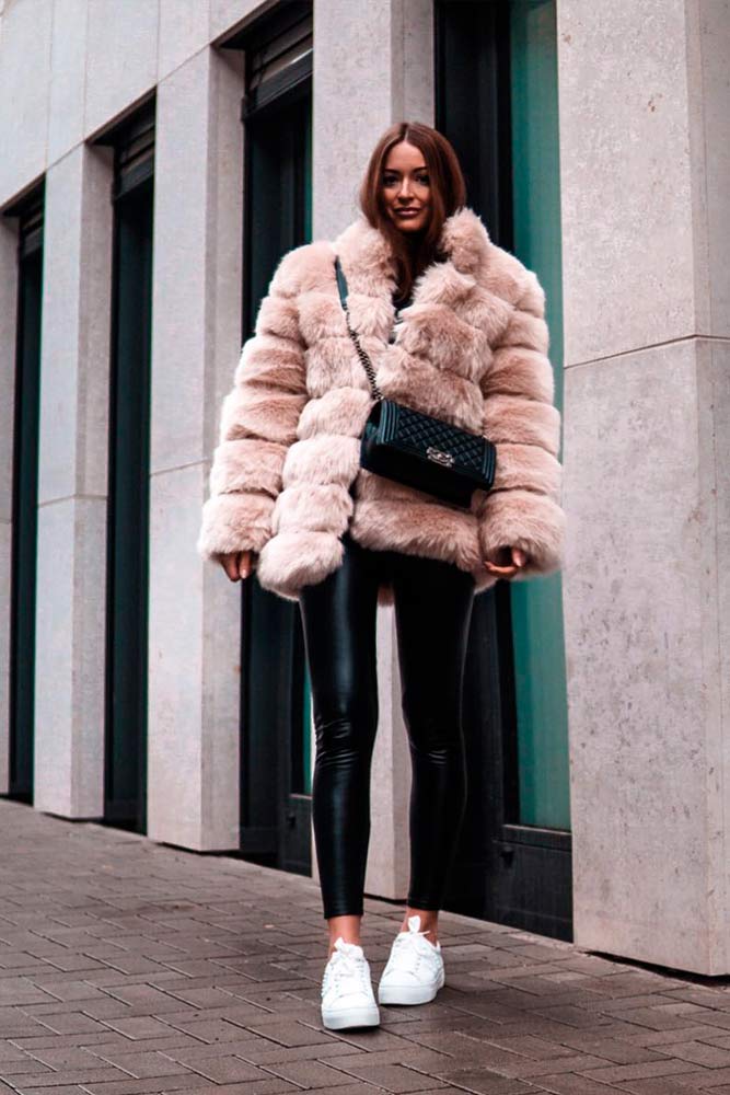 Oversize Fur Jacket With Leather Pants #oversizefur #leatherpants