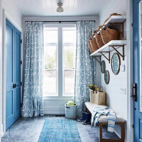 Mudroom Idea In French Style #frenchstyle #baskets