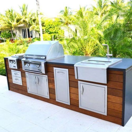 Outdoor Kitchen Design With All Grill Functional #grill #outdoorkitchendesign