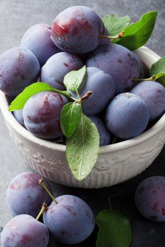 Exceptional Plum Benefits To Strengthen Your Health | Glaminati.com