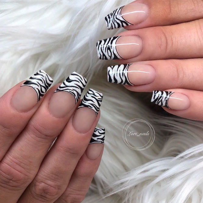Trendy Striped French Nail Tips #trendynailart #frenchnails