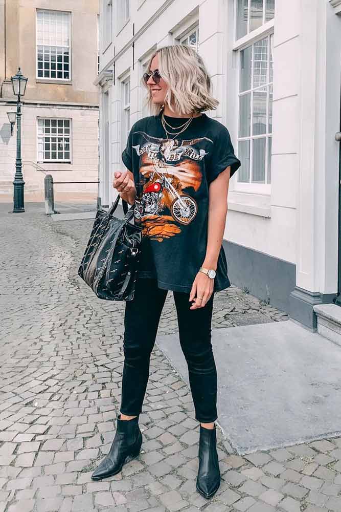Grunge Style With Black Jeans And Boyfriend T-Shirt #grungestyle 